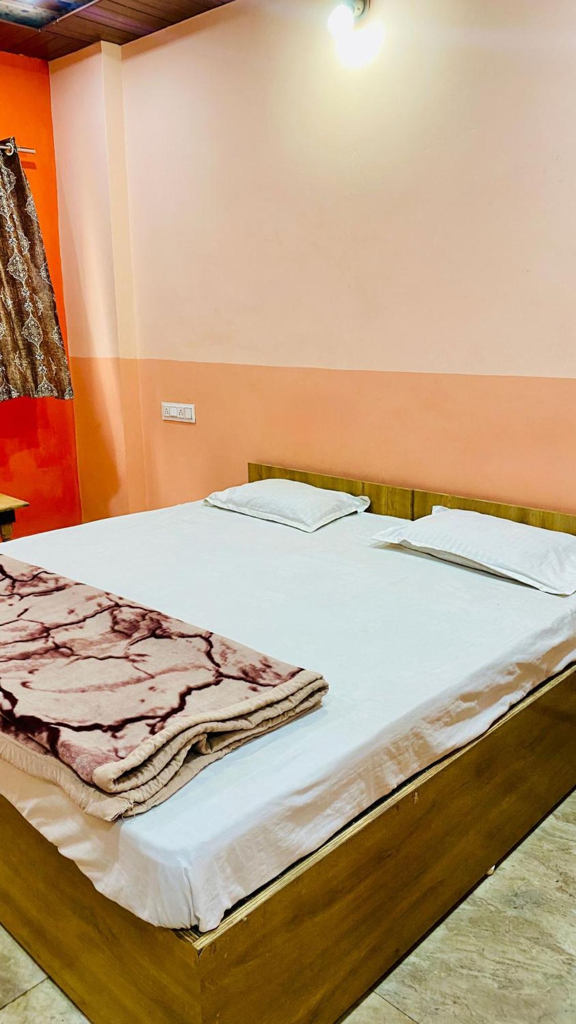 Hotel Nandi Palace Ujjain Exterior photo