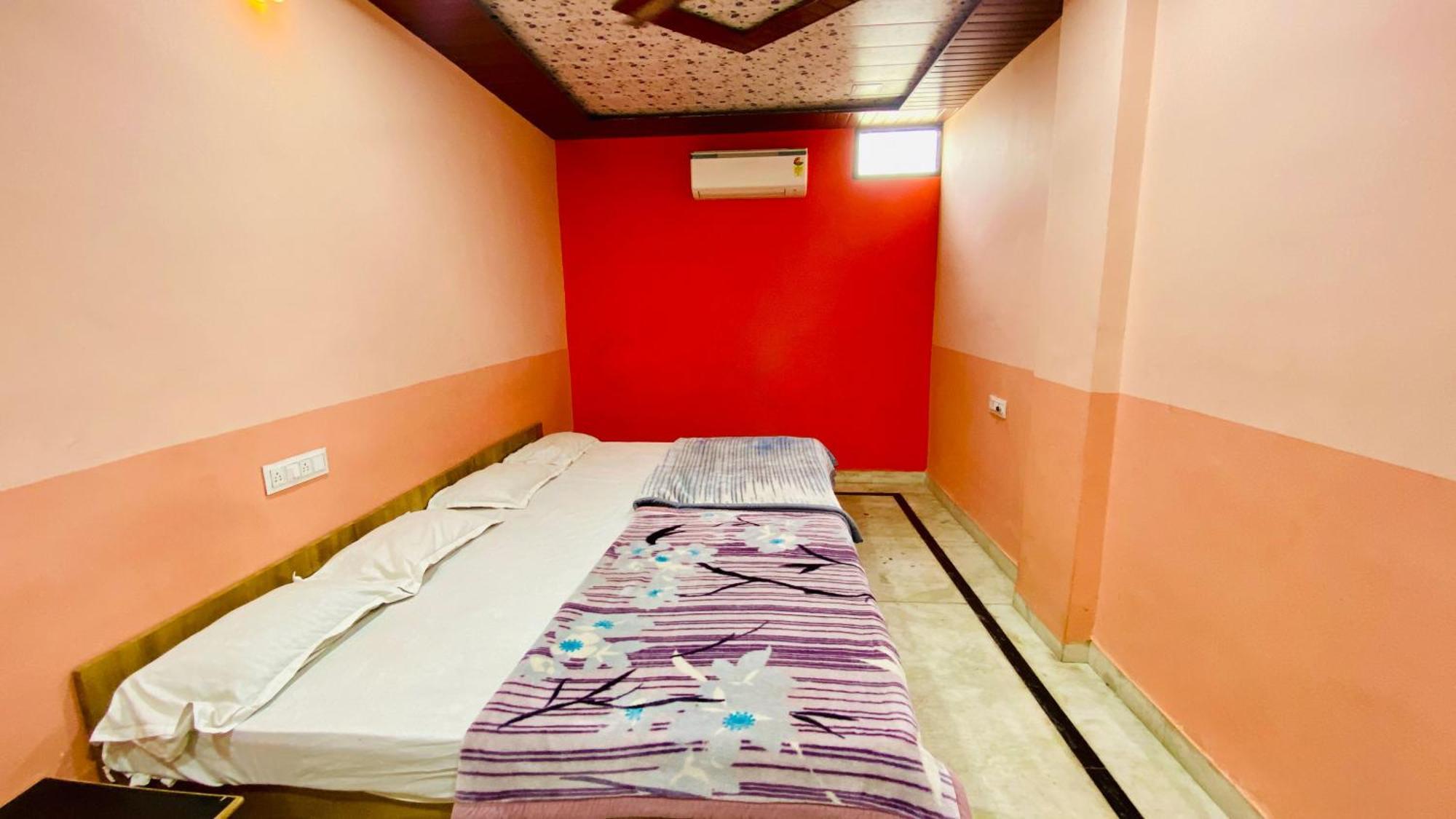 Hotel Nandi Palace Ujjain Exterior photo